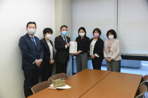 2021.3.10 すべての介護・福祉従事者をワクチン優先接種の対象とするよう厚労大臣に要請